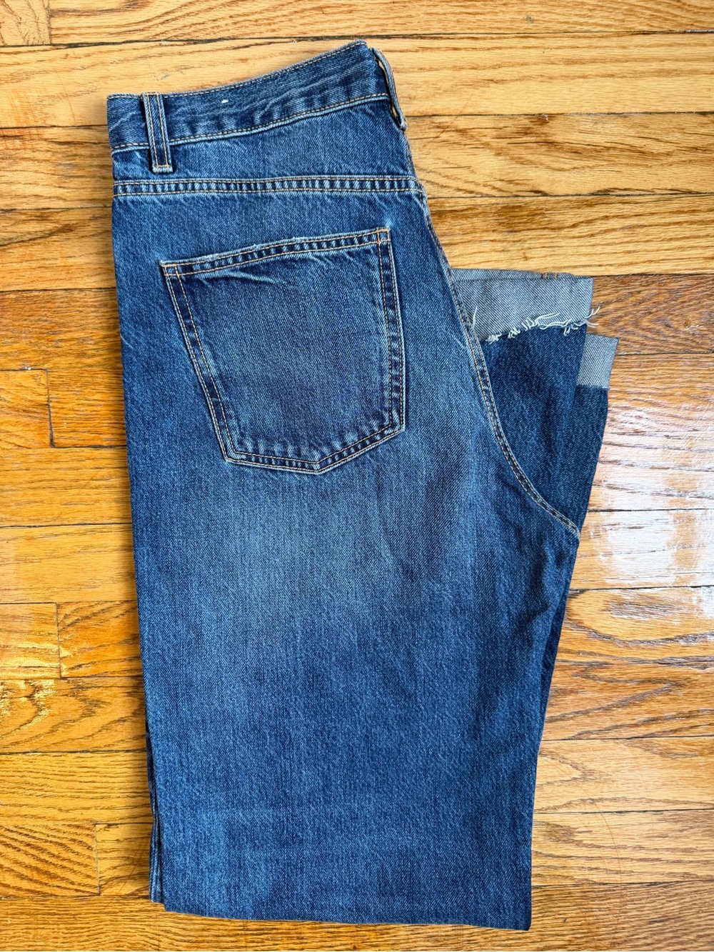 Zara Women's Straight-Leg Dark Blue Denim Jeans